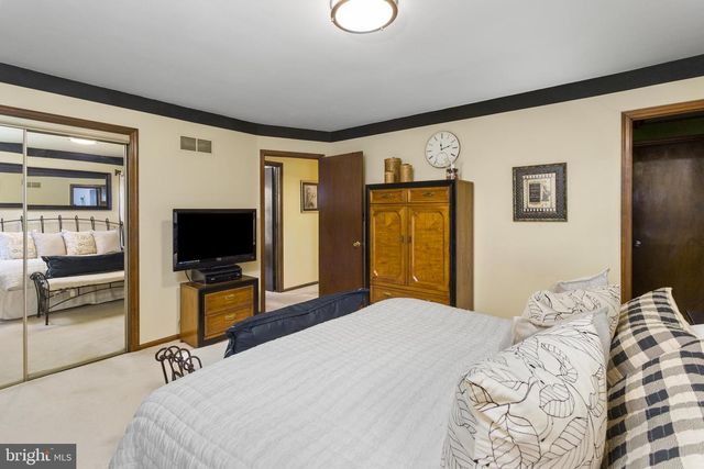 233 GRAYSON AVE, Hamilton, NJ 08619