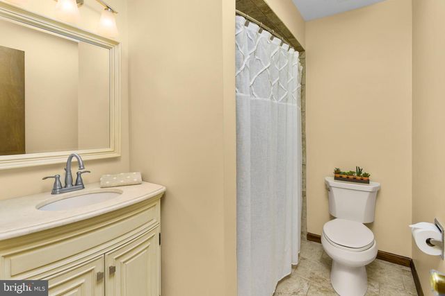 233 GRAYSON AVE, Hamilton, NJ 08619