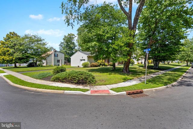 233 GRAYSON AVE, Hamilton, NJ 08619