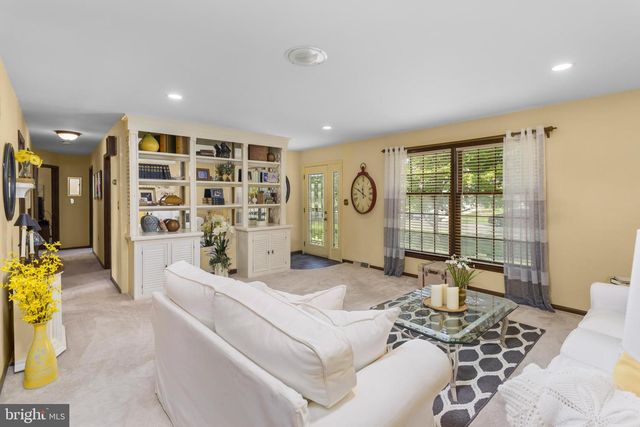 233 GRAYSON AVE, Hamilton, NJ 08619