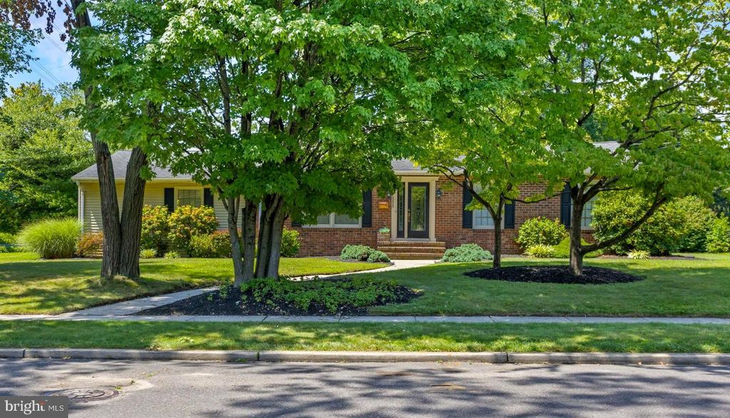 233 GRAYSON AVE, Hamilton, NJ 08619