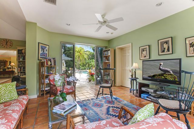 123 Gomez Road, Jupiter Island, FL 33455