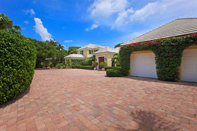 123 Gomez Road, Jupiter Island, FL 33455
