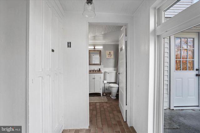 799 STEPHENS LN, Fort Valley, VA 22652