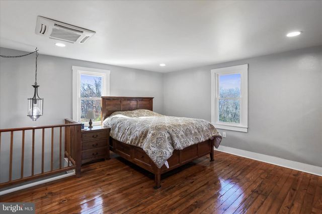 799 STEPHENS LN, Fort Valley, VA 22652