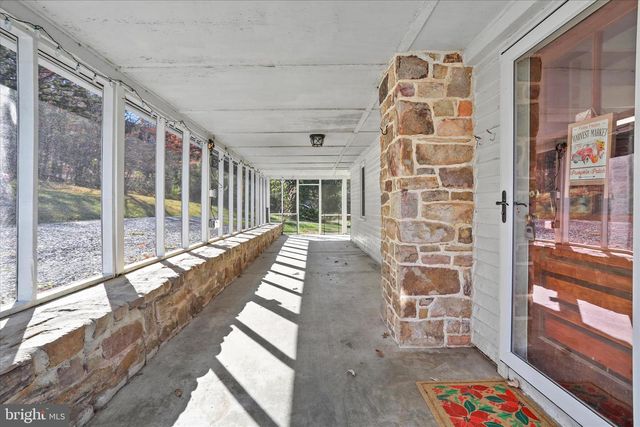 799 STEPHENS LN, Fort Valley, VA 22652