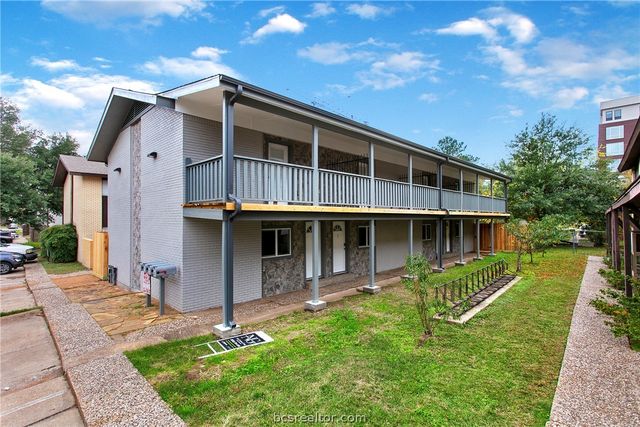 513 Boyett Street 1, College Station, TX 77840