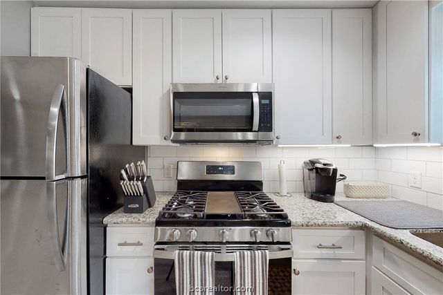 513 Boyett Street 1, College Station, TX 77840