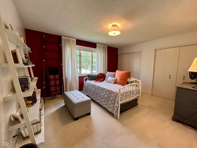 5491 Vin Rose Lane, Lawrence, IN 46226