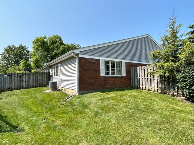 5491 Vin Rose Lane, Lawrence, IN 46226