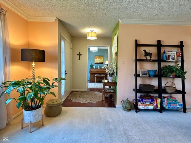 5491 Vin Rose Lane, Lawrence, IN 46226