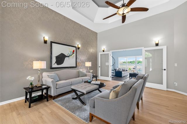 18124 Meridian Road, Grosse Ile Township, MI 48138