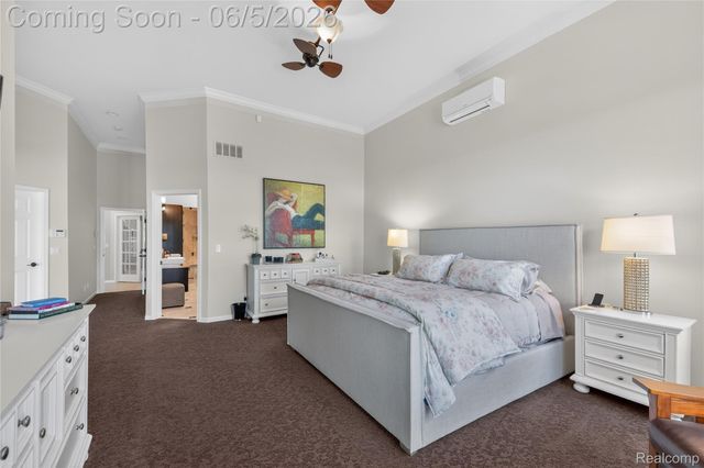 18124 Meridian Road, Grosse Ile Township, MI 48138