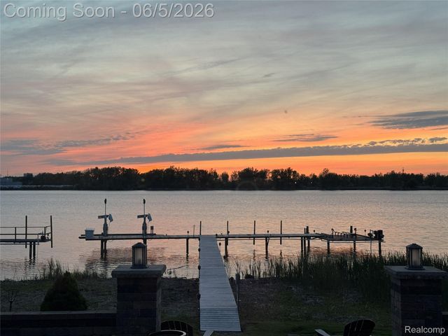 18124 Meridian Road, Grosse Ile Township, MI 48138