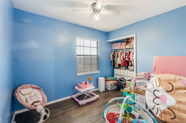 7021 Newberry Court E, Fort Worth, TX 76120