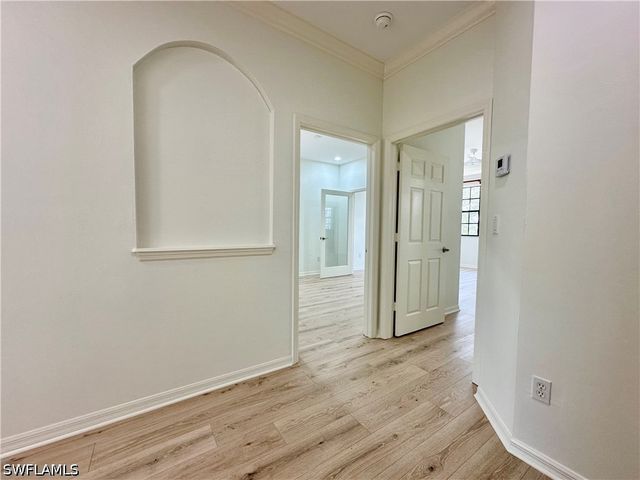 15031 Summit Place CIR 42, Naples, FL 34119