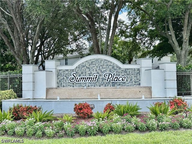 15031 Summit Place CIR 42, Naples, FL 34119