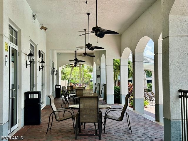 15031 Summit Place CIR 42, Naples, FL 34119