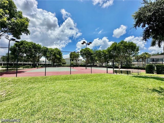 15031 Summit Place CIR 42, Naples, FL 34119