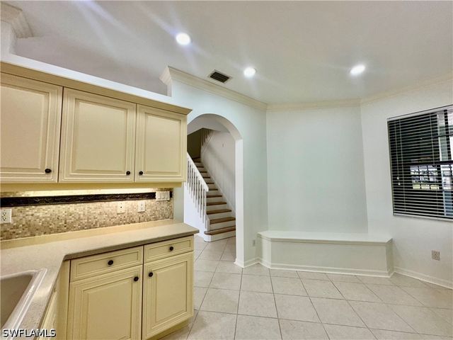 15031 Summit Place CIR 42, Naples, FL 34119