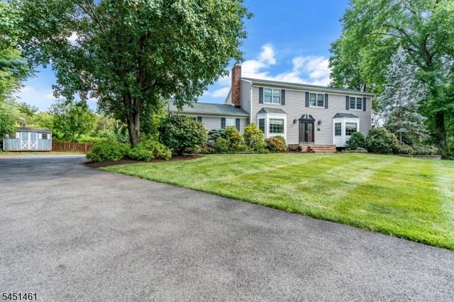 452 Lenape Trl, Bridgewater Twp., NJ 08807