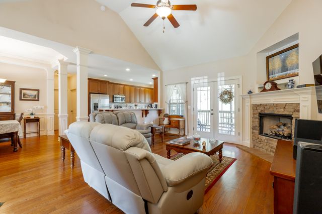 10807 Thatcher Crest Drive, Soddy Daisy, TN 37379