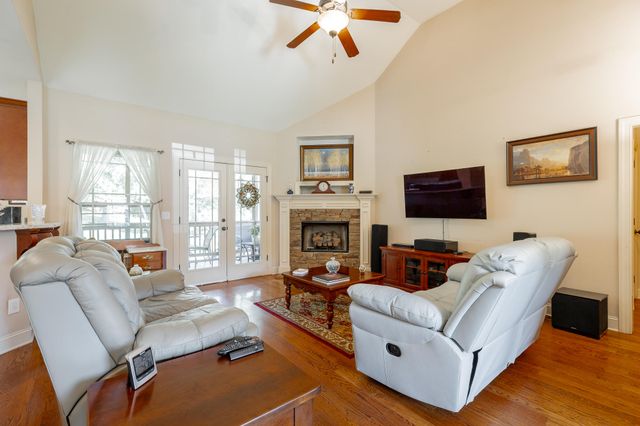 10807 Thatcher Crest Drive, Soddy Daisy, TN 37379