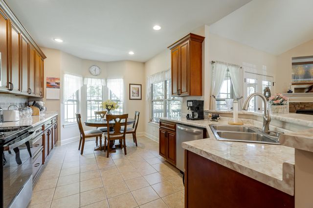 10807 Thatcher Crest Drive, Soddy Daisy, TN 37379