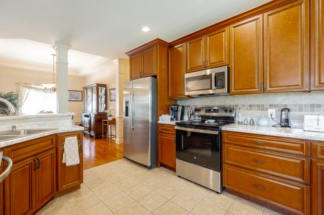 10807 Thatcher Crest Drive, Soddy Daisy, TN 37379