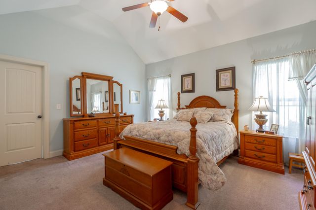 10807 Thatcher Crest Drive, Soddy Daisy, TN 37379