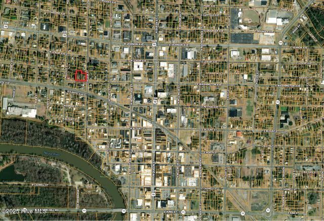 602 College Street, Kinston, NC 28501