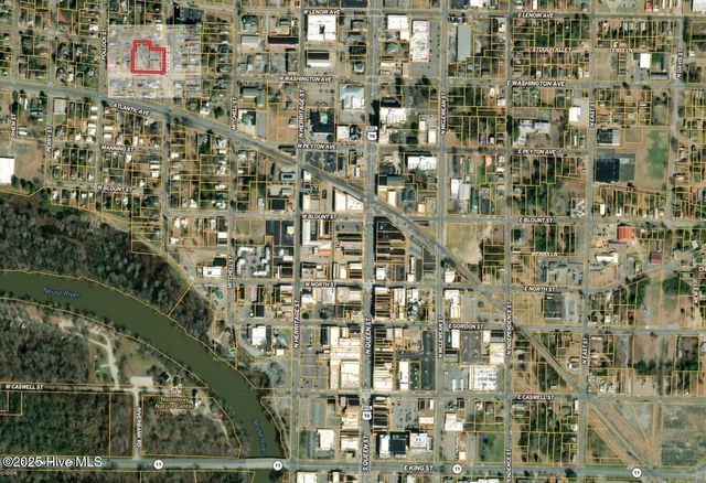 602 College Street, Kinston, NC 28501