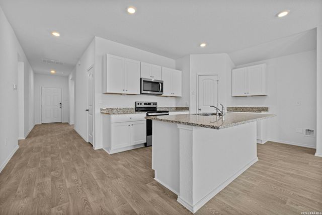 333 Cottonmouth, Seguin, TX 78155