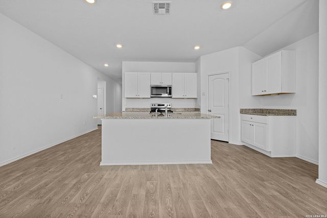 333 Cottonmouth, Seguin, TX 78155