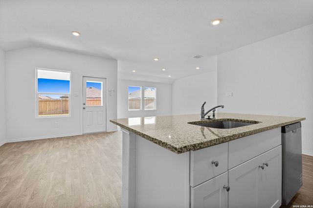 333 Cottonmouth, Seguin, TX 78155