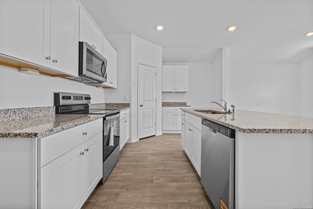 333 Cottonmouth, Seguin, TX 78155