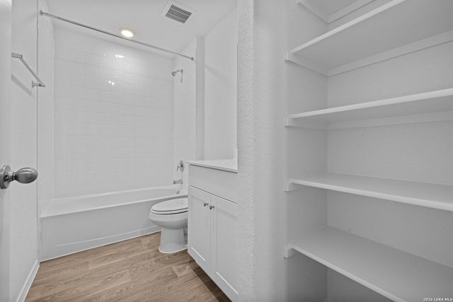 333 Cottonmouth, Seguin, TX 78155