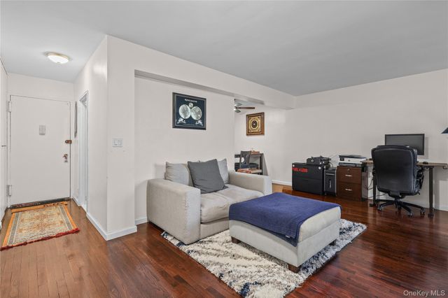 360 Westchester Avenue 503, Port Chester, NY 10573