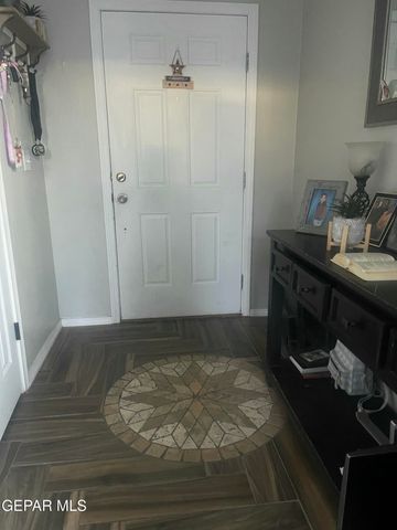 809 Desert Moon Drive, Horizon City, TX 79928