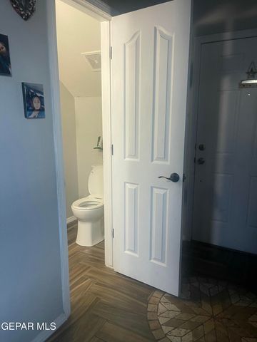809 Desert Moon Drive, Horizon City, TX 79928