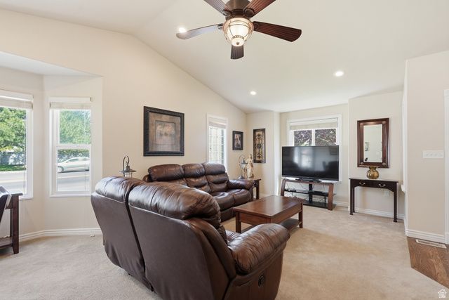 812 W 970 N, Orem, UT 84057