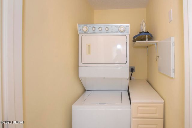 3756 S Atlantic Ave Unit 104, Daytona Beach Shores, FL 32118