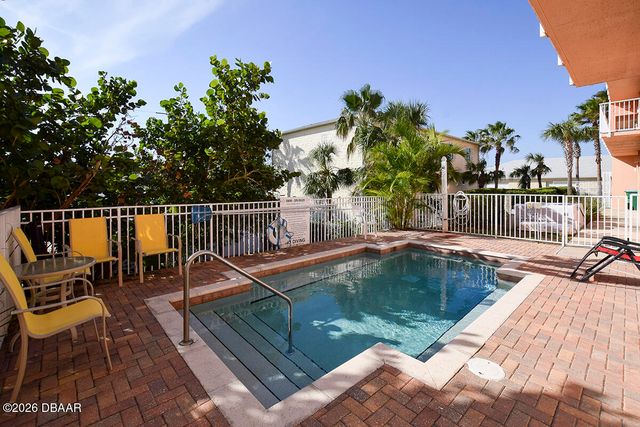 3756 S Atlantic Ave Unit 104, Daytona Beach Shores, FL 32118