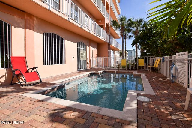 3756 S Atlantic Ave Unit 104, Daytona Beach Shores, FL 32118