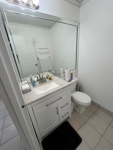 114 Waterford E 114, Delray Beach, FL 33446