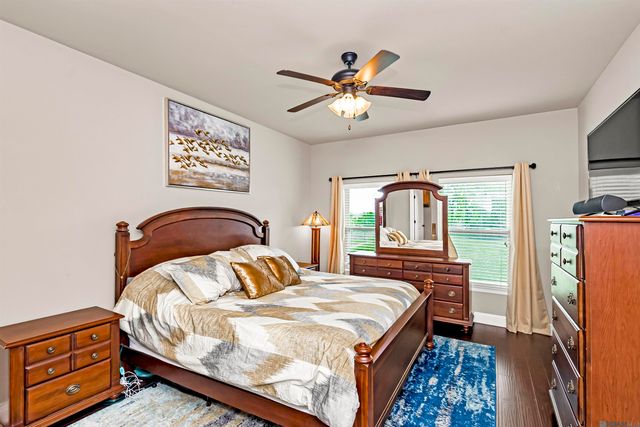 3250 Orleans Quarters Dr, Brusly, LA 70719