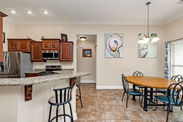 3250 Orleans Quarters Dr, Brusly, LA 70719