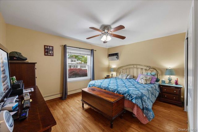 113 6th Street, New Hyde Park, NY 11040