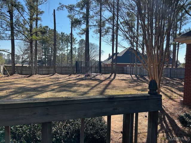 110 POPLAR GROVE Drive, Wetumpka, AL 36092