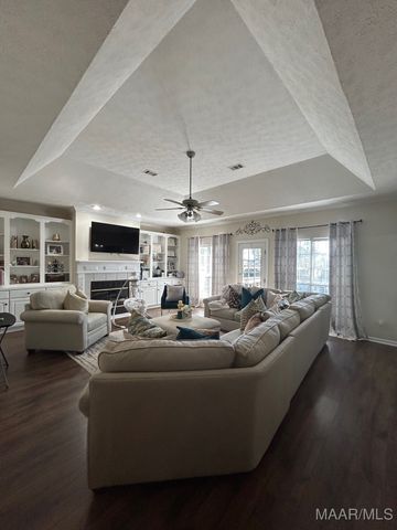 110 POPLAR GROVE Drive, Wetumpka, AL 36092